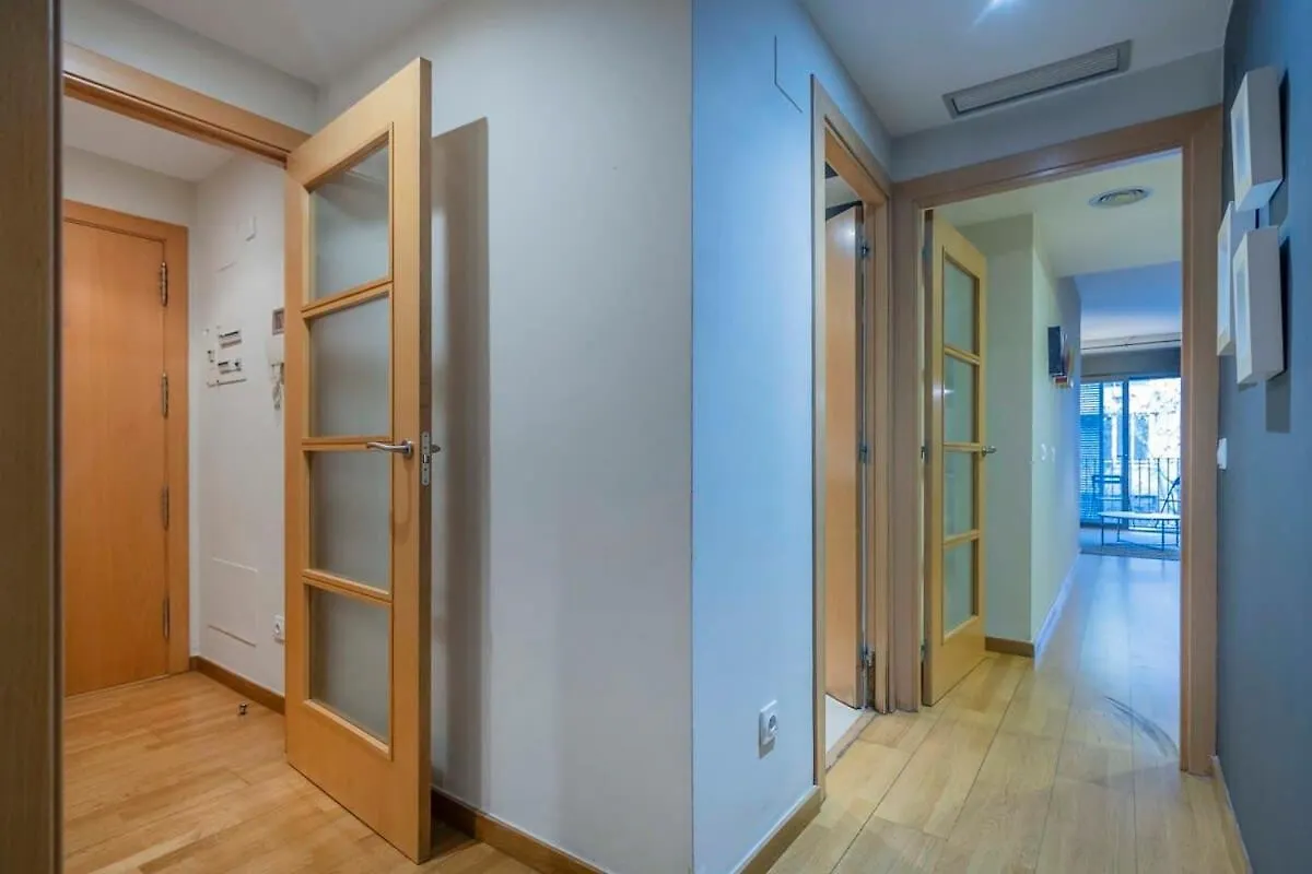 Modern And Bright Apartment In Eixample 2-2 Barcelona Spain