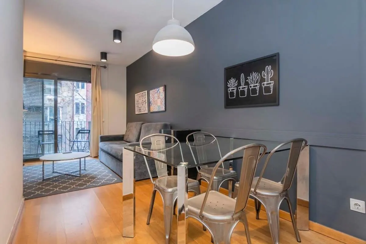 Modern And Bright Apartment In Eixample 2-2 Barcelona