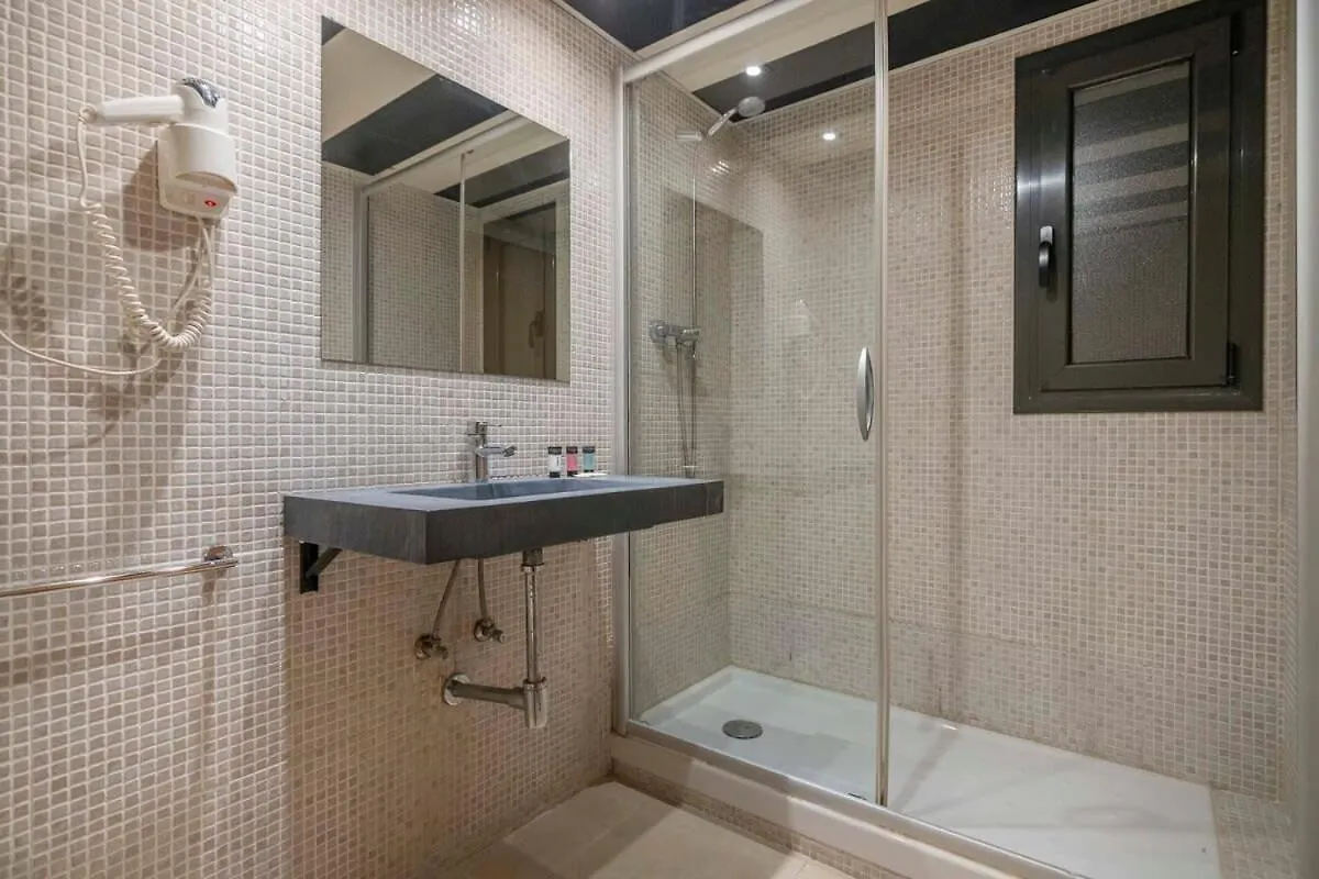 Modern And Bright Apartment In Eixample 2-2 Barcelona Spain